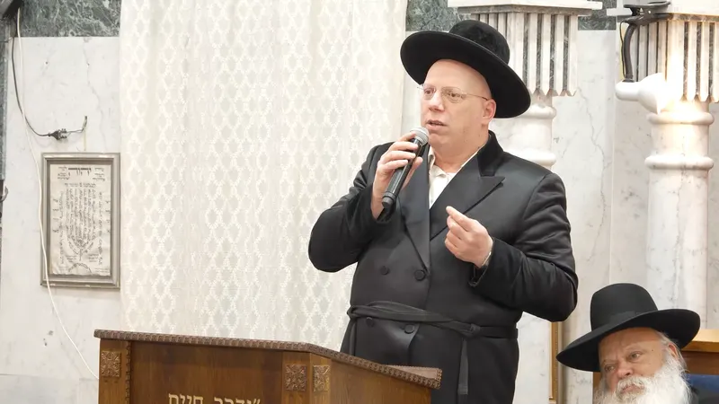 לשמוח מכל הלב והנשמה 